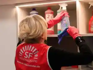 reinigungsfirma_hof_SF_Gebäudereinigung_GmbH_6.jpg