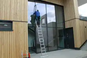 hausmeisterservice_lahntal_FG_Gebäudereinigung_3.jpg