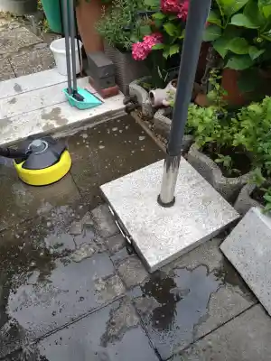 Stein- & Terrassenreinigung.jpg
