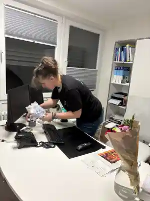 Hygienereinigung einer Arztpraxis.jpg