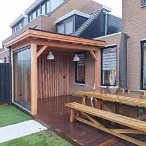 Complete tuin aangelegd: Tuinkamer, beschoeiing, schuur incl. stroom.jpg