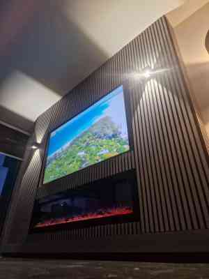 Nieuwe cinewall geplaatst.jpg