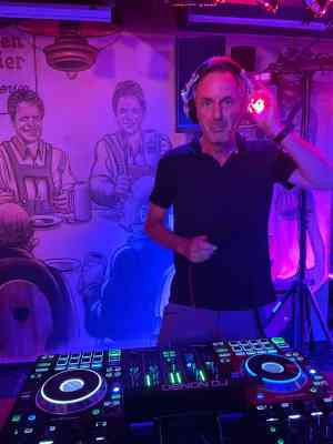 DJ Timo entertainment.jpg
