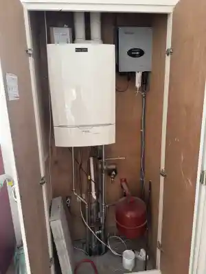 Totale cv installatie intergas hre 28/24 A.jpg