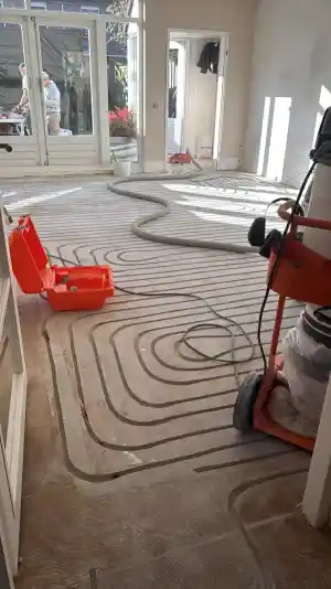 cv-verwarmings-installateur_capelle-aan-den-ijssel_Mano_Vloerverwarming_&_Installatie__7.jpg