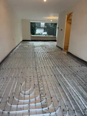 cv-verwarmings-installateur_capelle-aan-den-ijssel_Mano_Vloerverwarming_&_Installatie__2.jpg