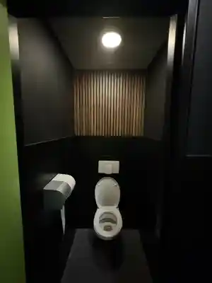 sportschool opgefrist naar een modern uiterlijk wat een metermafose.jpg