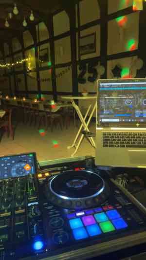 dj_r%C3%B6dinghausen_DJ_Luca_3.jpg
