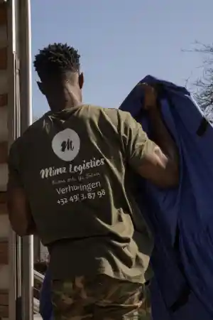 verhuisfirma_geel_Mimz_Logistics_3.jpg