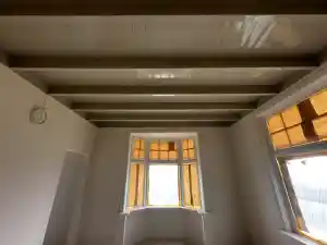 Gehele woning spuiten.jpg