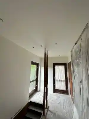 Plafond spuiten.jpg