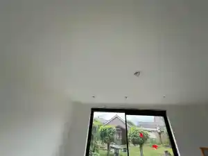 Plafond spuiten.jpg