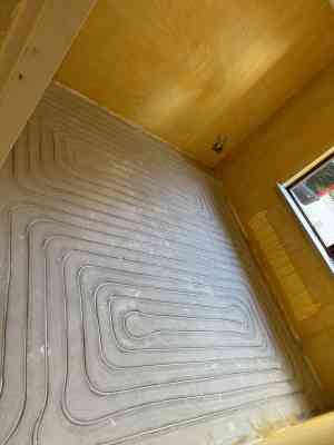 Vloerverwarming woonhuis.jpg