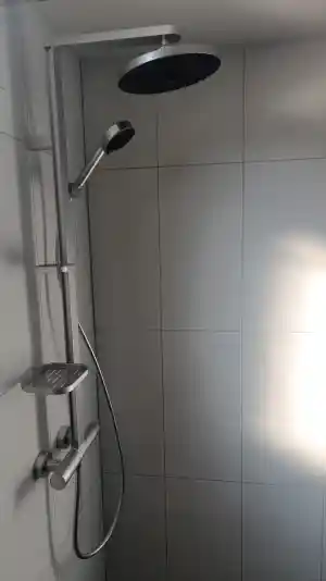 Leidingwerk aanpassen voor plaatsen van een nieuwe Regendouche .jpg