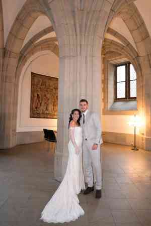 Standesamtliche Hochzeit im historischen Rathaus in Köln.jpg