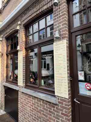 Houtwerk te Brugge.jpg