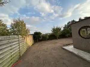 Opknappen van tuin Putte .jpg