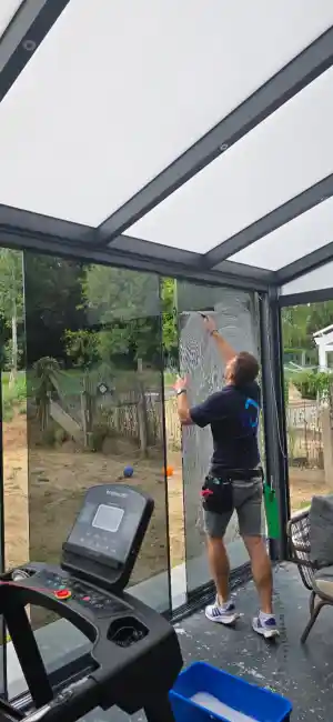 glazenwasser_gent_Glitter_'n_Shine_Cleaning_Services_3.jpg
