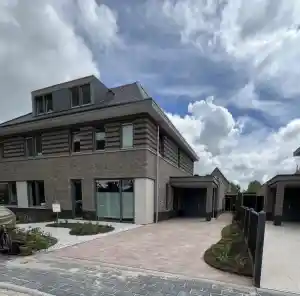 Tuinaanleg voortuin nieuwbouw woning.jpg