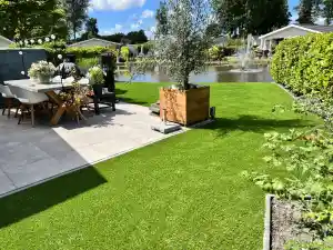 Kunstgras halfweg.jpg