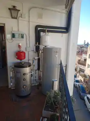 instalador-calefaccion_ripollet_Perteagas_-_Instalación_Aerotermia_Aire_acondicionado_Calefaccion_Calderas_Gas_Natural_3.jpg