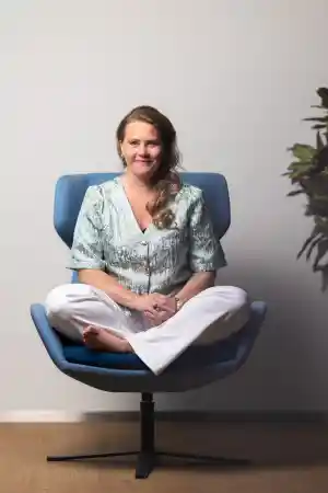 Nicolien de Vries psycho-sociaal therapeut .jpg