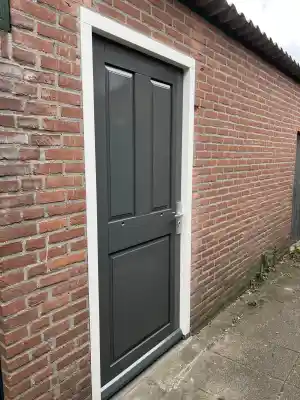 Voor en achterdeur .jpg