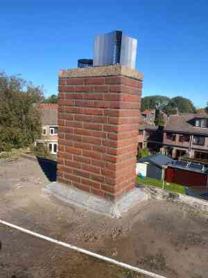 schoorsteenveger_almere_mees_aan_huis_7.jpg