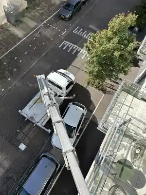 schoonmaakbedrijf_amsterdam_Hayk_Glasbewassing_&_Reiniging_3.jpg