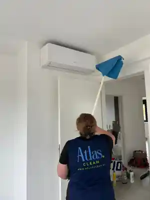 schoonmaakbedrijf_evergem-sleidinge_Atlas_Clean_6.jpg