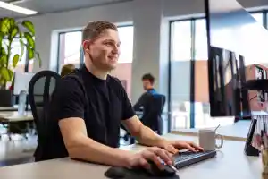 online-marketing_nederweert_Cross_Internet_4.jpg