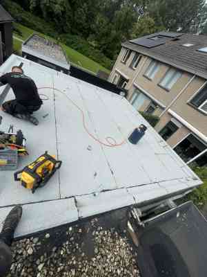 dakdekker_sittard_Onderhoudsbedrijf_van_Helvoirt_4.jpg