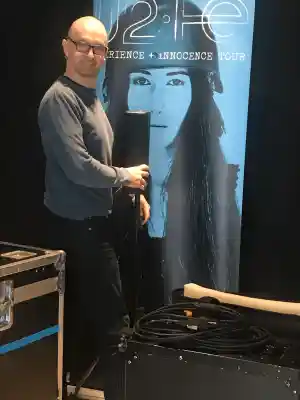Als Tour-DJ für TOP-Stars unterwegs.jpg