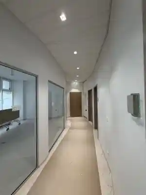 Praxisklinik Innenausbau.jpg