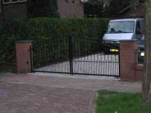 metselaar_hilversum_M._Lankreijer_Steigerhouten_meubels_/_Bouw-_en_Onderhoudsbedrijf_2.jpg