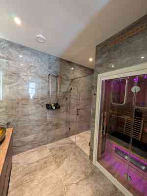 Van standaard naar spa: stijlvolle badkamermetamorfose met allure .jpg