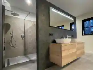 badkamer-renovatie_valkenswaard_Badkamerwinkelaanhuis.nl_2.jpg