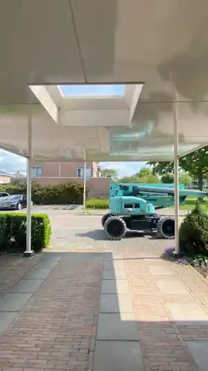 Schilderwerk buiten Alphen.jpg