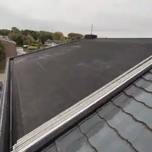 Licht hellend dak te Reet. Isolatie + Resitrix.jpg