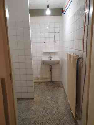 Van basic naar boutique: een stijlvolle badkamer met hotelallure.jpg