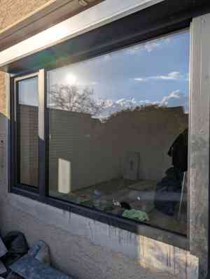 Glas und- Fensterreinigung .jpg