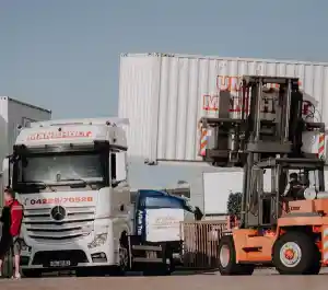 umzugsunternehmen_bremen_Umzüge_Mansholt_GmbH_&_Co._KG_5.jpg