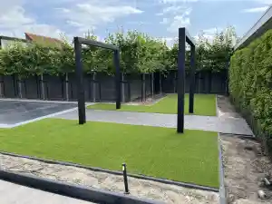 Voor en achtertuin.jpg