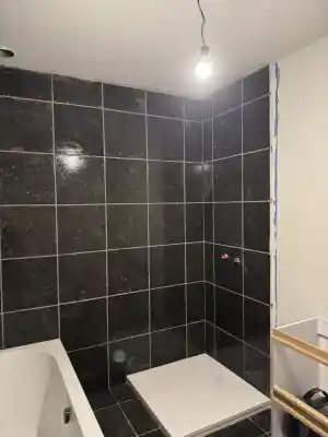 Badkamer betegelen .jpg