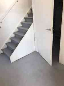 vloerlegger_roermond_MH_Vloeren_Roermond_Showroom_|_Beton_Cire_specialist_2.jpg