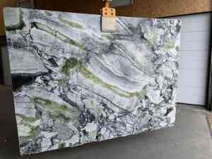 vloerlegger_hellevoetsluis_AMC_Natural_Stones_(Aphrodite_Marble_Centre)_6.jpg