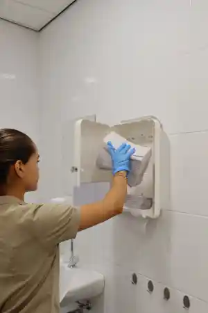 schoonmaakbedrijf_valkenswaard_Swift_Service_Cleaning_5.jpg