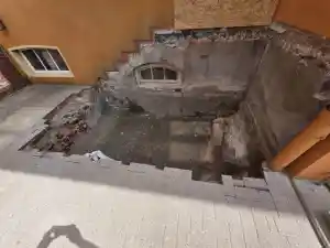 Abbruch Beton Außentrppe.jpg