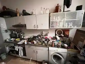 entrumpelung_schwerin_DER_TRANSPORTER_Wohnungs_Haus_und_Kellerräumung_2.jpg