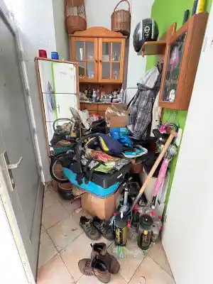 entrumpelung_schwerin_DER_TRANSPORTER_Wohnungs_Haus_und_Kellerräumung_6.jpg